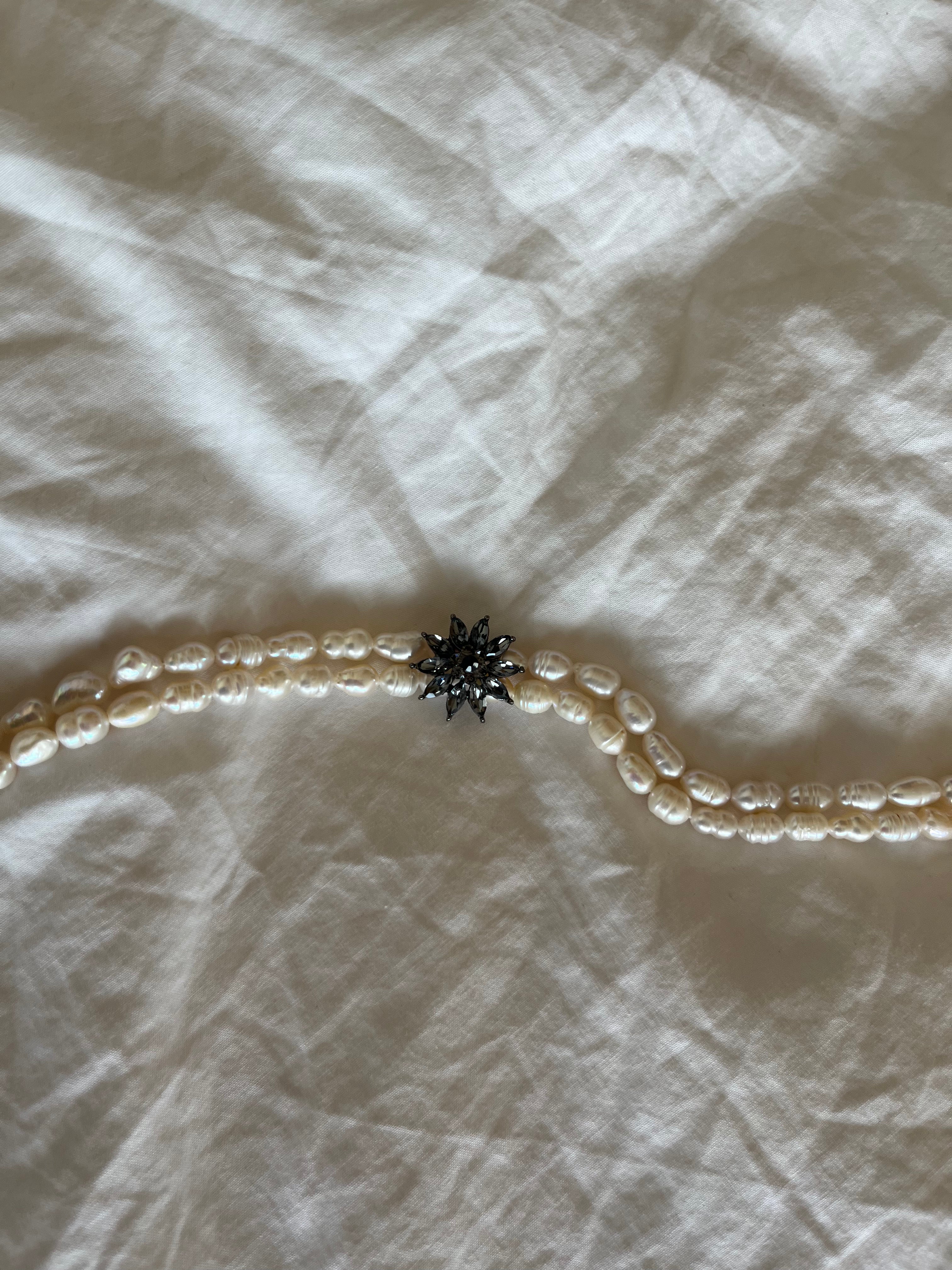 Gargantilla Blanca II